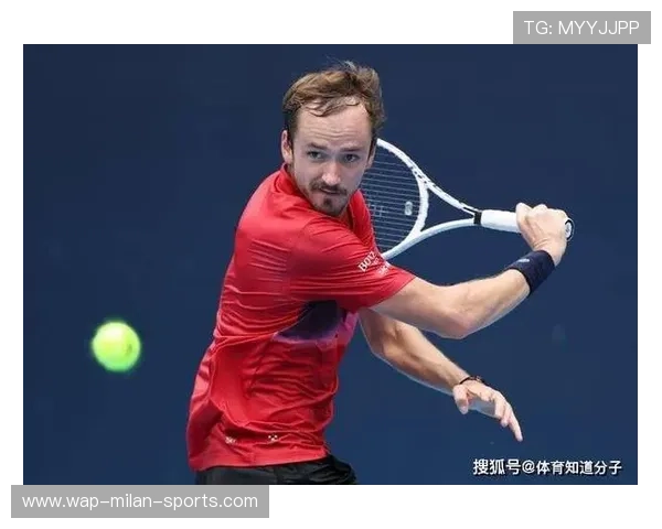 梅德韦杰夫战胜劲敌，展现硬地实力，梅德韦杰夫百度百科