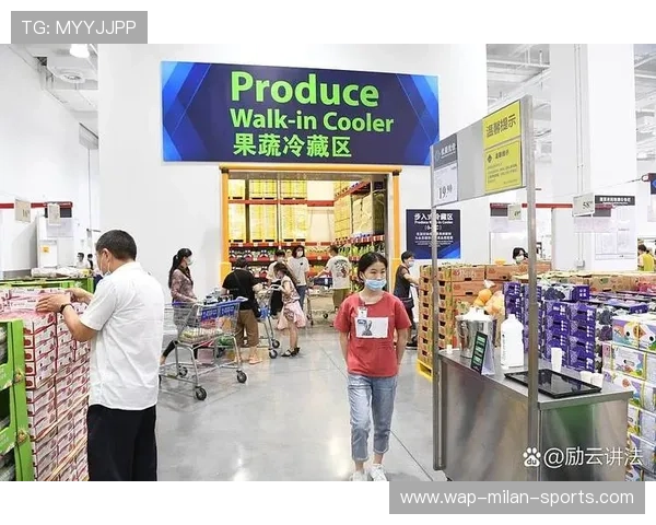 警车频繁现身山姆超市，广东英德法院通报公车私用属实